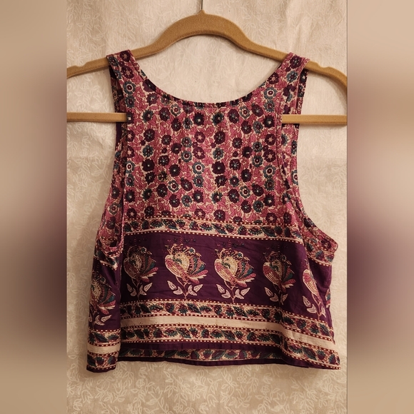 Urban Outfitter cropped tank, 100% cotton - Picture 3 of 4